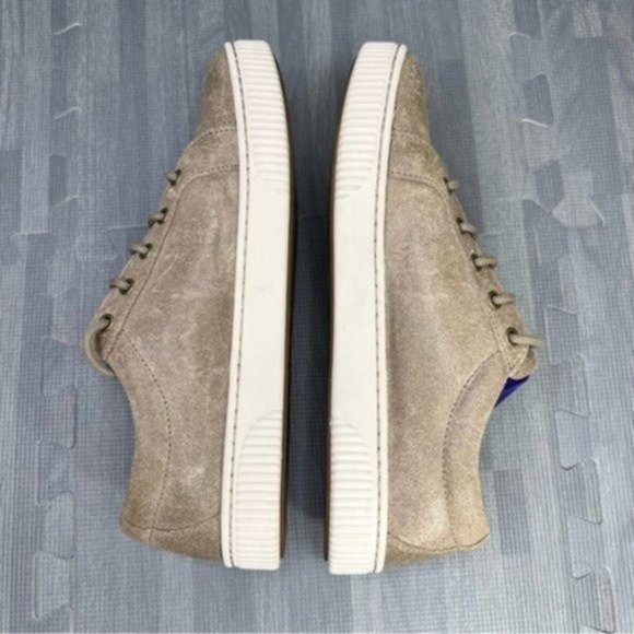 BORN Tamara Distressed Sneakers Tan Women's Size 8 - Picture 8 of 10